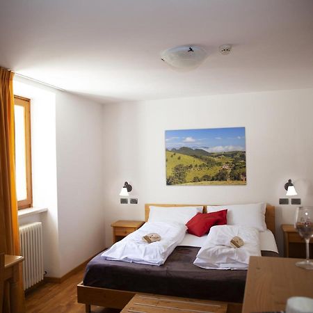 Locanda Alpina Ala Esterno foto
